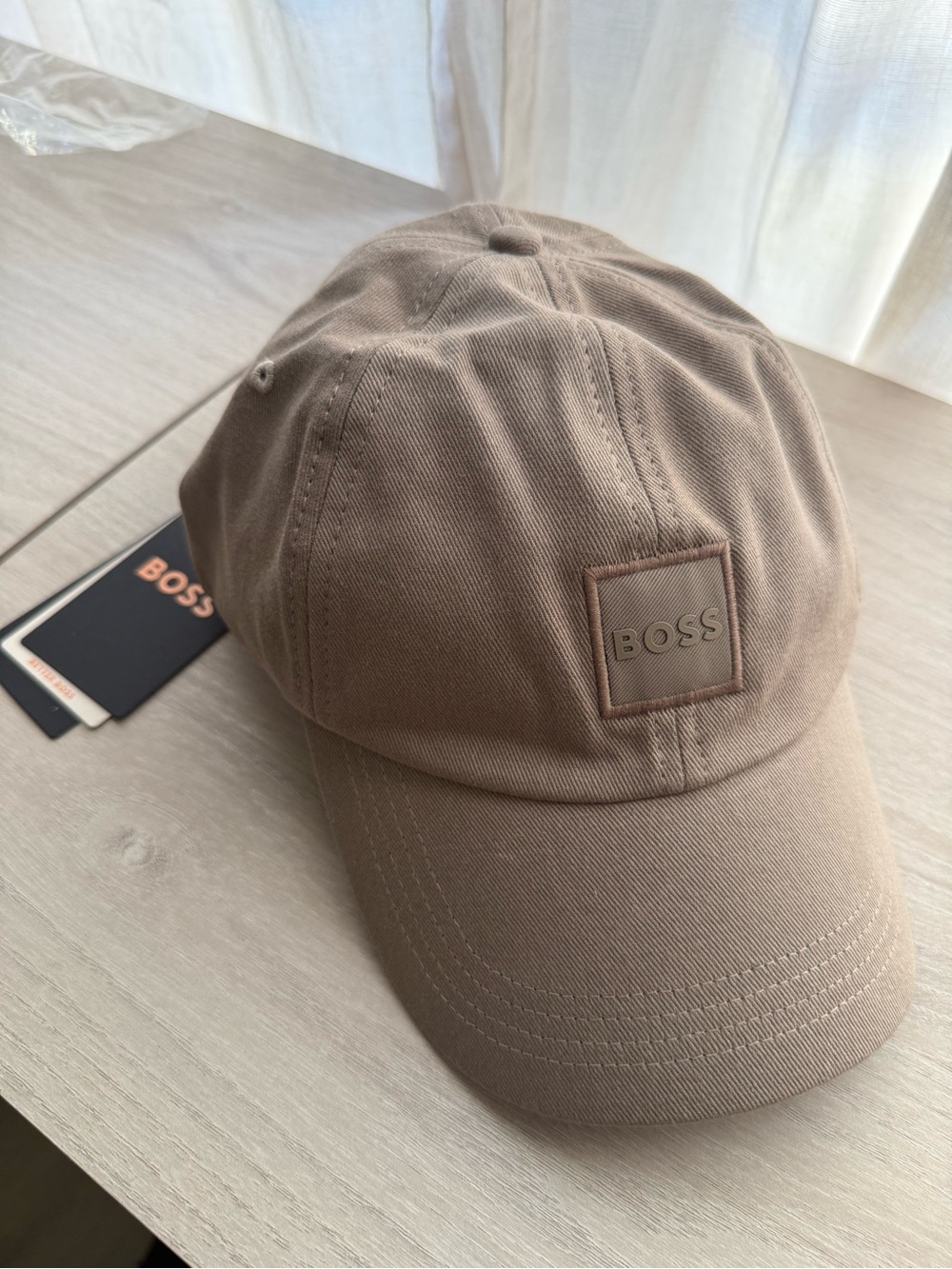 HUGO BOSS Men’s Tonal Square Logo Cotton Twill Hat – New with 🏷️